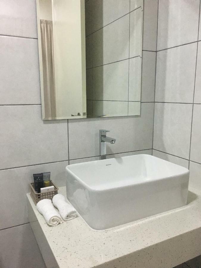 Ioi Conezion Iman'S Home With Pool View Unit Putrajaya Exterior foto